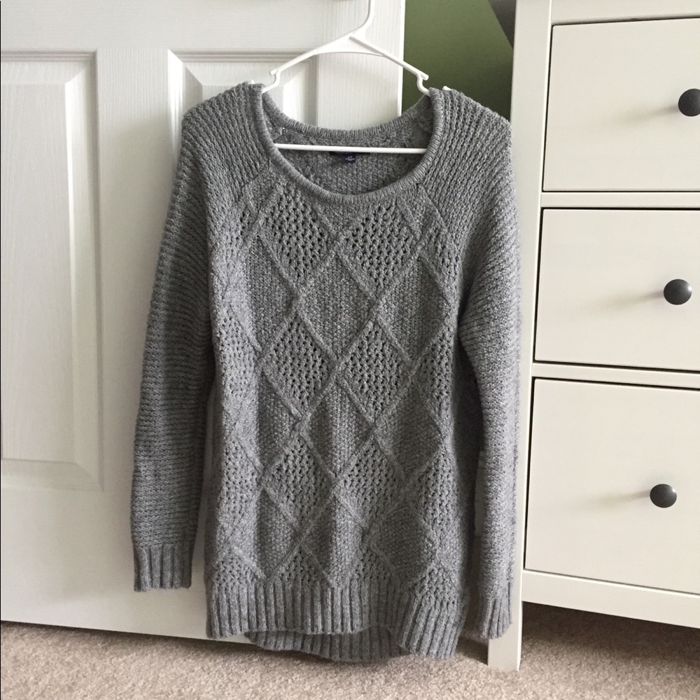 American Eagle sweater